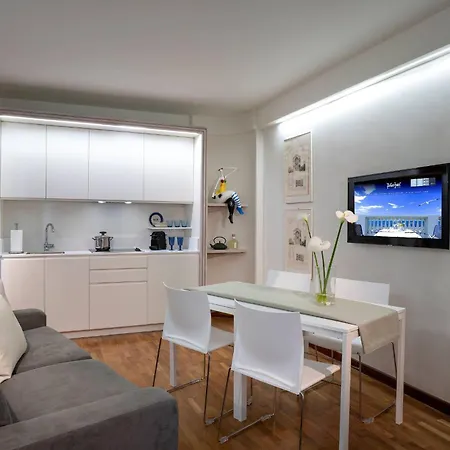 Butterfly With & Breakfast Included * Viareggio