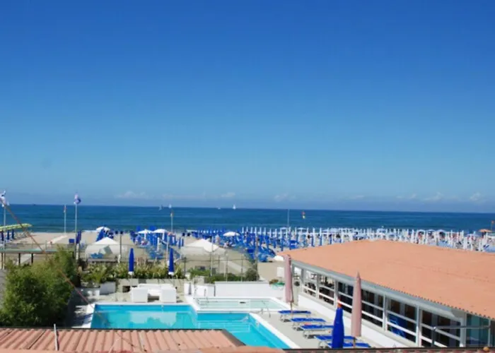 Apartament Butterfly With & Breakfast Included Viareggio