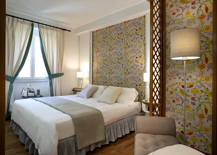 Butterfly With & Breakfast Included *